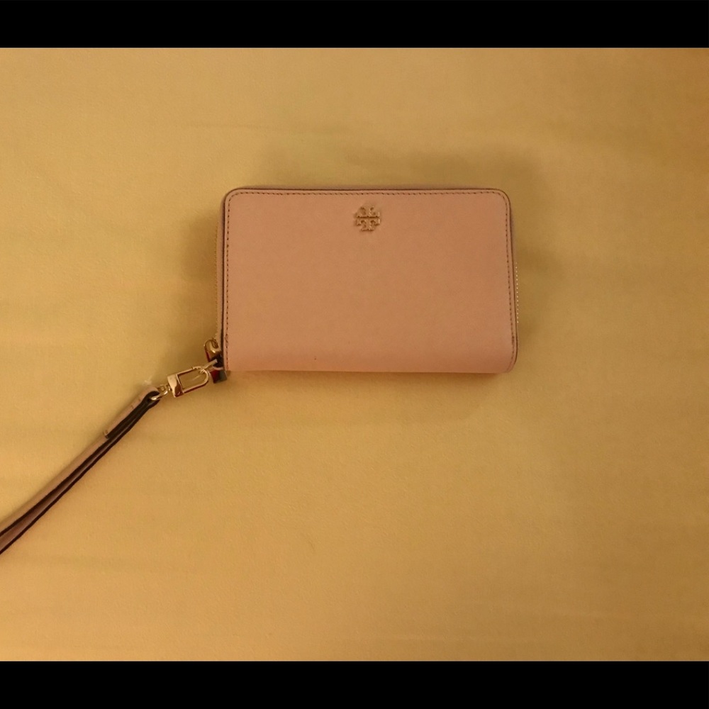 Tory Burch Robinson Wristlet